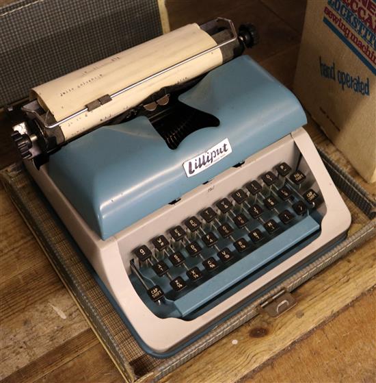 Meccano sewing machIne & Liliput typewriter(-)